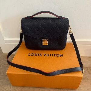 Louis Vuitton Empreinte Pochette Metis Marine Rouge